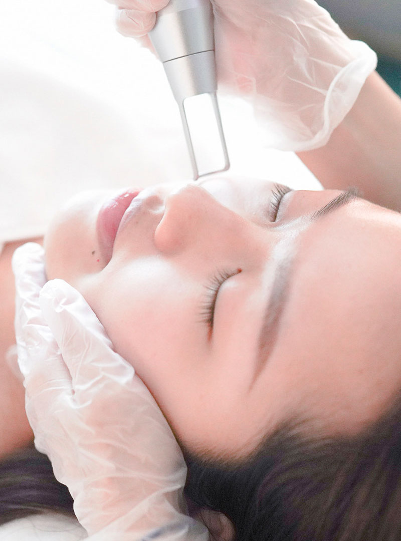 Aesthetic Clinic in Abu Dhabi 8 Pico Laser treatment in Abu Dhabi - soft light hair bleaching